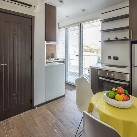 La Casa ヴァルナ