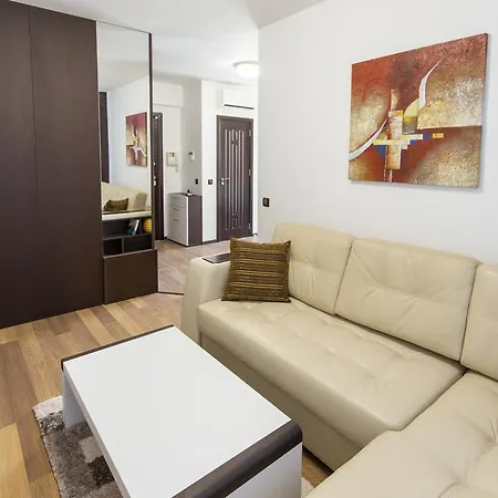 La Casa アパート