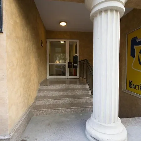 La Casa Varna