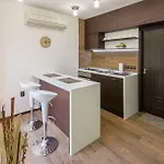 La Casa Warna