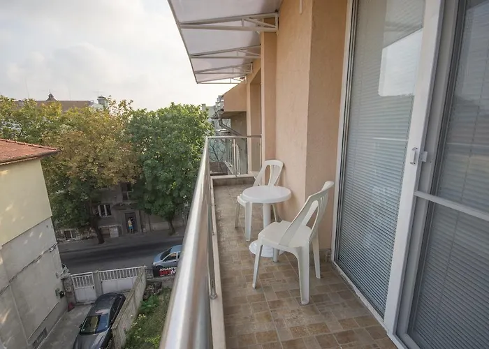 La Casa Apartment Warna